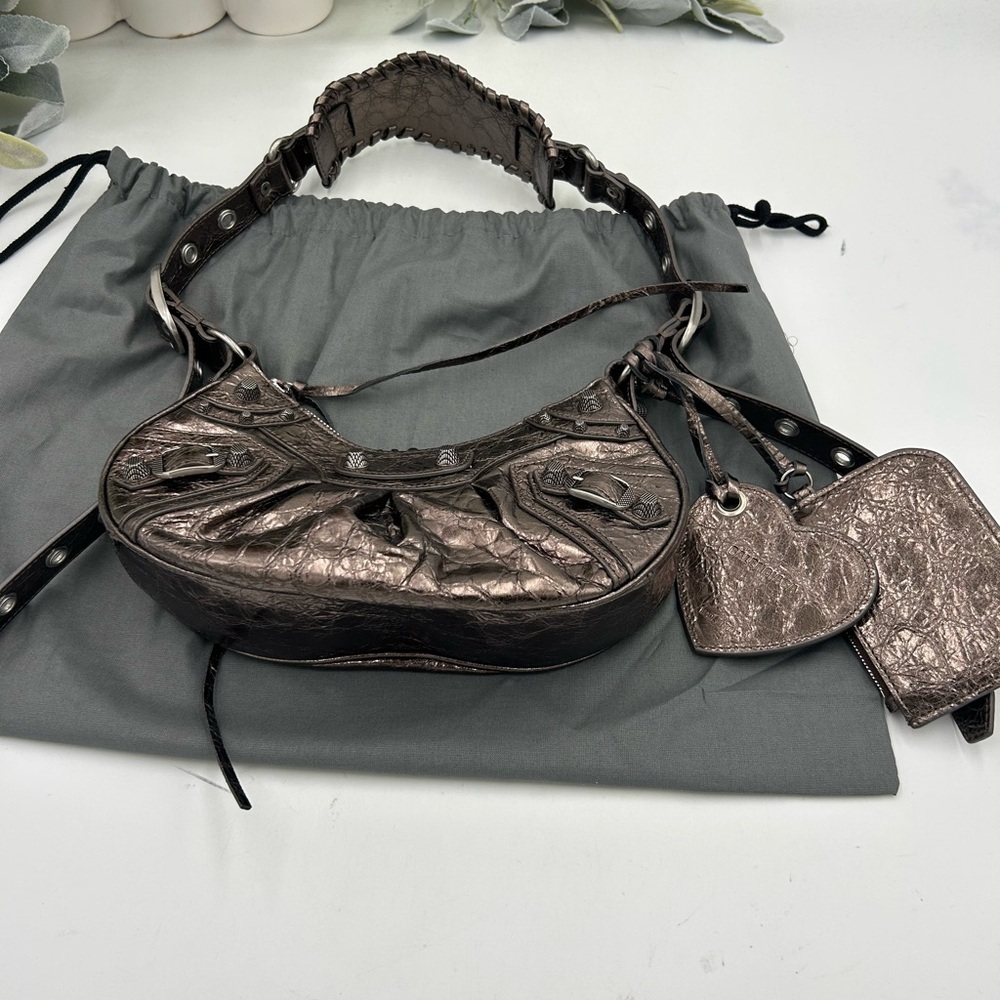 Women's Balenciaga LE CAGOLE XS metallic leather shoulder bag NWT - Picture 6 of 16